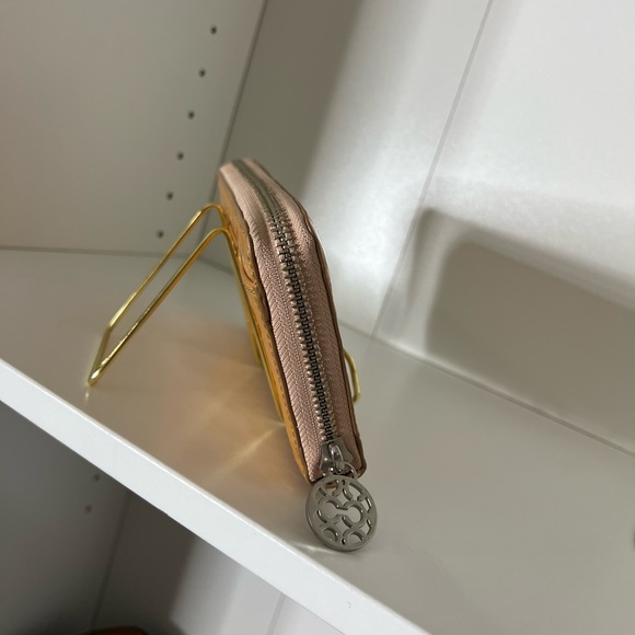 🔥 Coach patent leather wallet - Picture 2 of 6